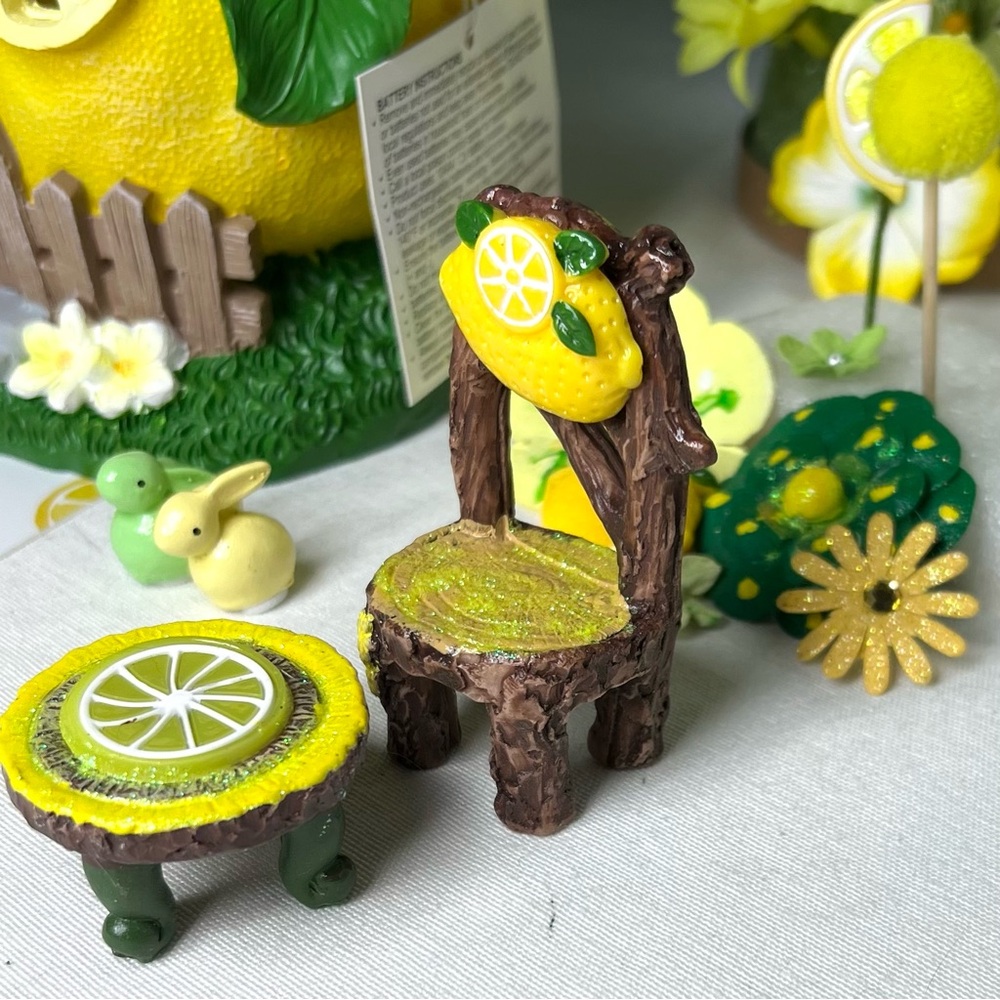 LEMON DROP LANE MINI FAIRY GARDEN SET - Picture 10 of 16